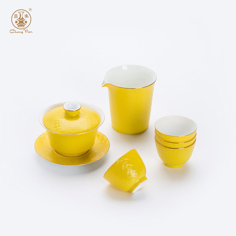 粉彩扒花格?；ㄏ盗械弁觞S8頭蓋碗套裝